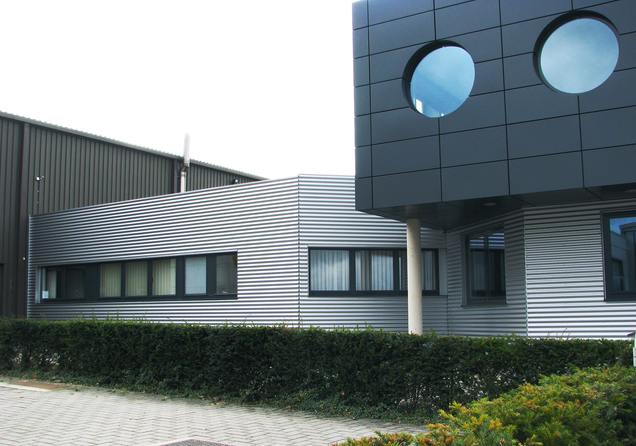 05